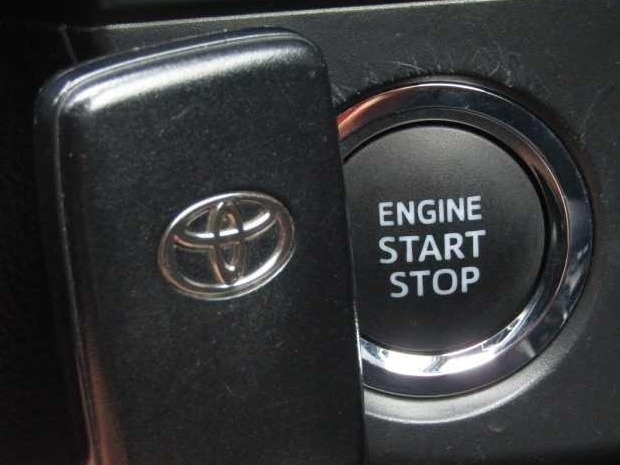 2016 TOYOTA COROLLA FIELDER